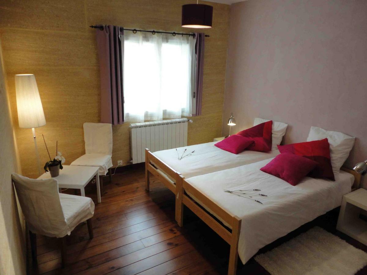 Villa La Charmeuse Fleurie Collias ภายนอก รูปภาพ